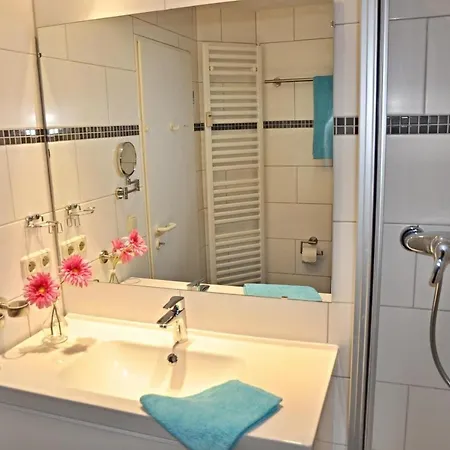Tolle Ferienwohnung Mit Meerblick - Fördeblick 55 * Laboe